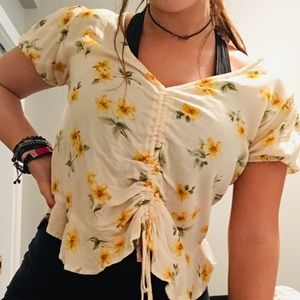 American Eagle yellow floral top